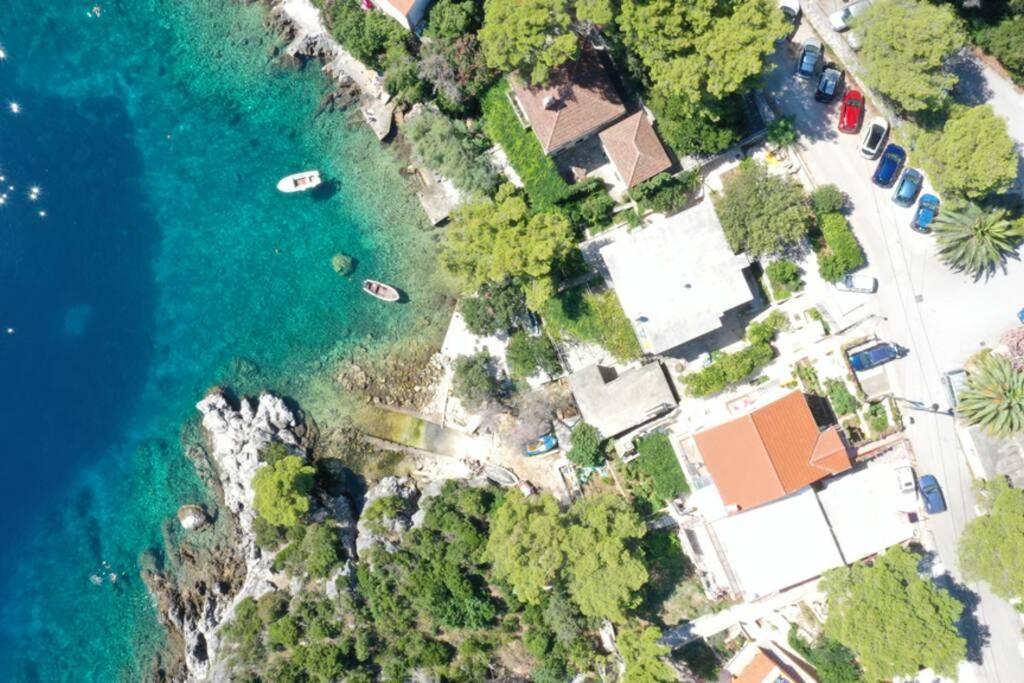 Mljet 2 You - Seafront Apartment 2+2 Sobra Luaran gambar